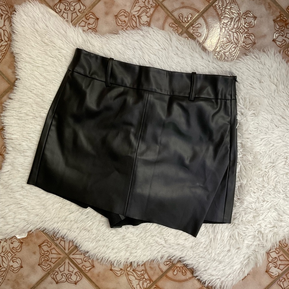 ZARA Faux Leather Skort Large